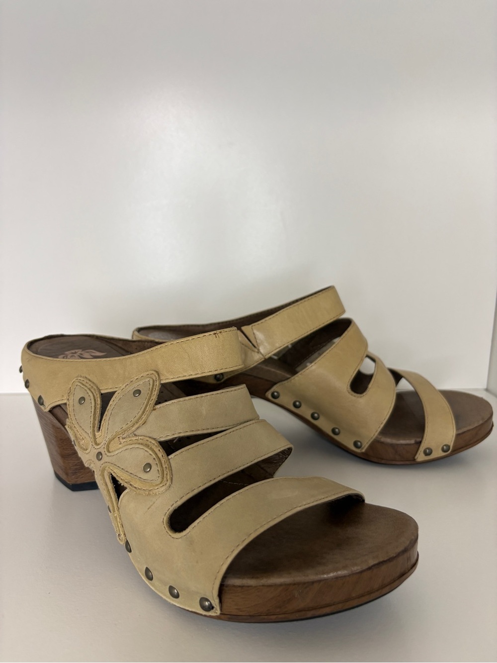 Dansko Rare Nigella Tan Leather Strappy Wedge Clog Sandals Size 40 US 9.5-10